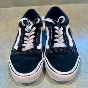 Vans Women’s Old Skool Black & White Sneakers – M 5.5 / W 7 (ComfyCush)